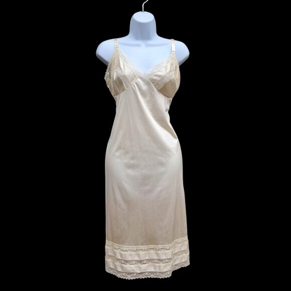 Vintage Beige Nylon Full Slip Lace Trim Medium Adjustable Straps Nightie Gown - Picture 1 of 11
